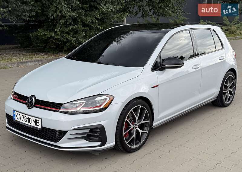 Volkswagen Golf GTI 2020