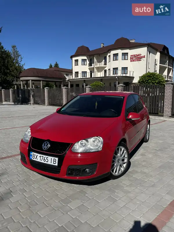 Volkswagen Golf GTI