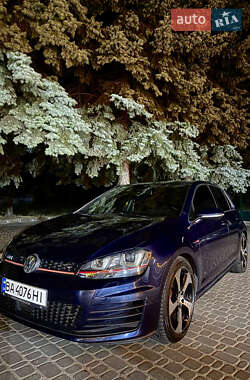 Хэтчбек Volkswagen Golf GTI 2015 в Кропивницком