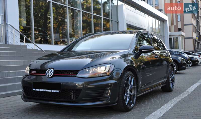 Хэтчбек Volkswagen Golf GTI 2017 в Одессе