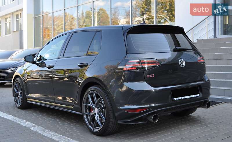 Хэтчбек Volkswagen Golf GTI 2017 в Одессе