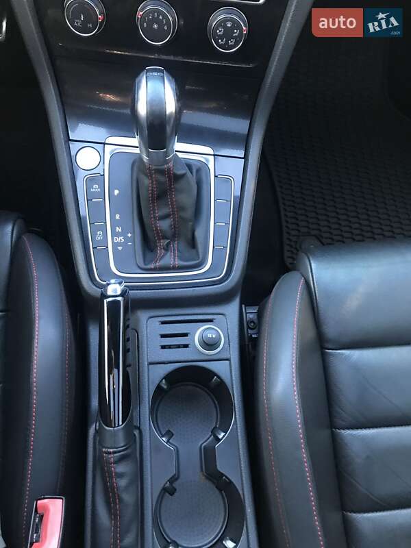 Хетчбек Volkswagen Golf GTI 2014 в Одесі фото 73 Хетчбек Volkswagen Golf GTI 2014 в Одесі