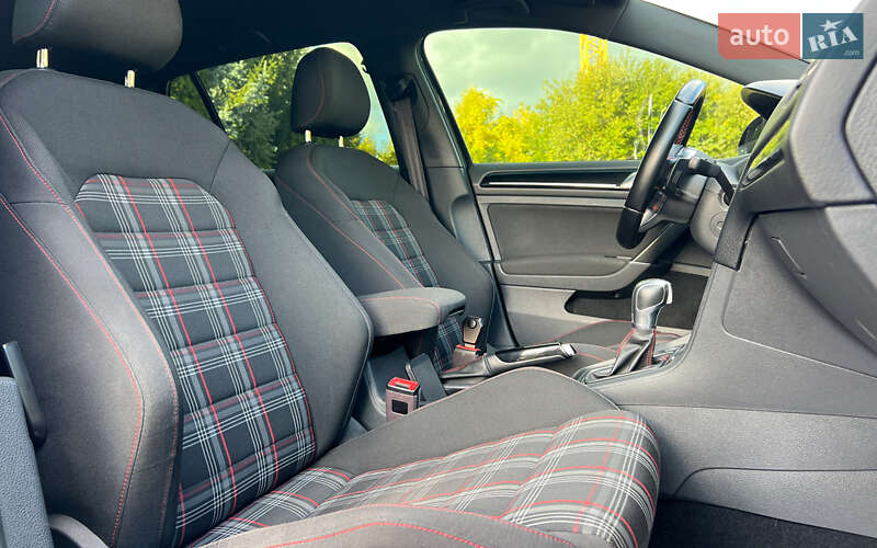 Хэтчбек Volkswagen Golf GTI 2017 в Львове фото 22 Хэтчбек Volkswagen Golf GTI 2017 в Львове