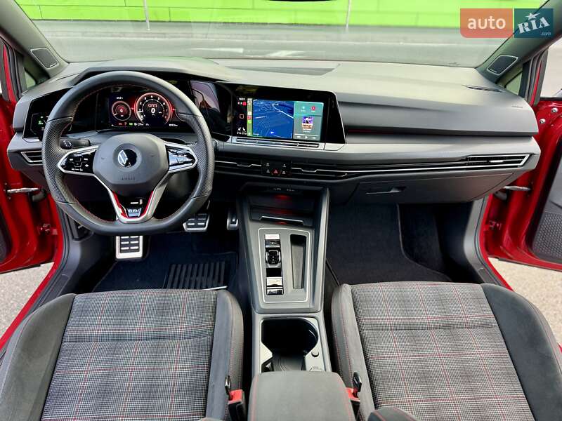 Хэтчбек Volkswagen Golf GTI 2021 в Киеве