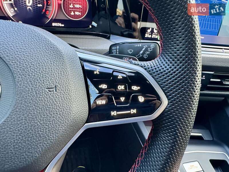 Хэтчбек Volkswagen Golf GTI 2021 в Киеве
