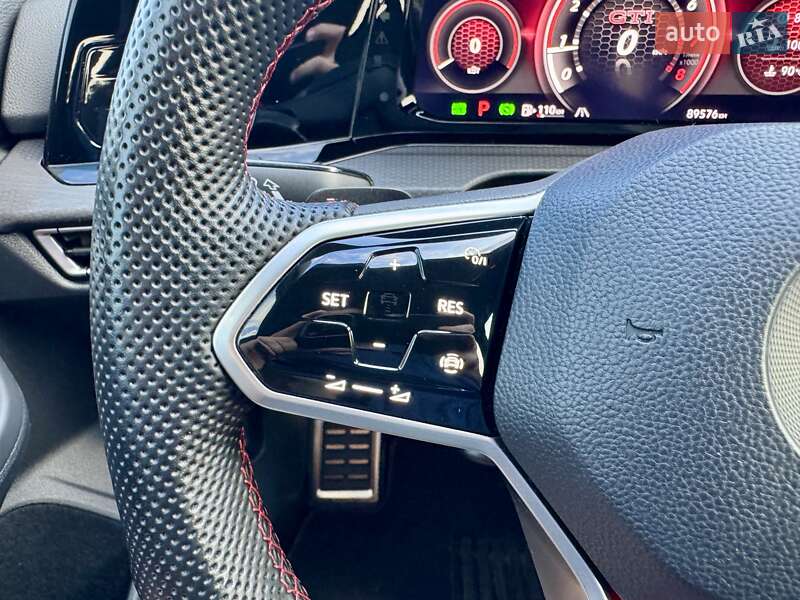 Хэтчбек Volkswagen Golf GTI 2021 в Киеве