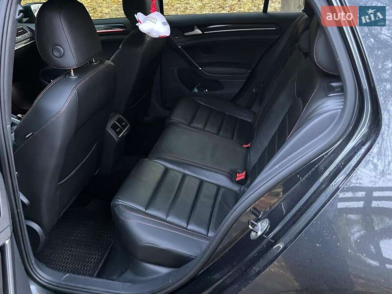 Хэтчбек Volkswagen Golf GTI 2016 в Киеве фото 25 Хэтчбек Volkswagen Golf GTI 2016 в Киеве