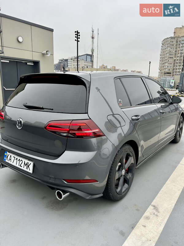 Хетчбек Volkswagen Golf GTI 2019 в Києві