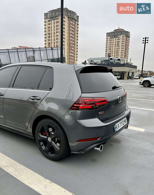 Хетчбек Volkswagen Golf GTI 2019 в Києві