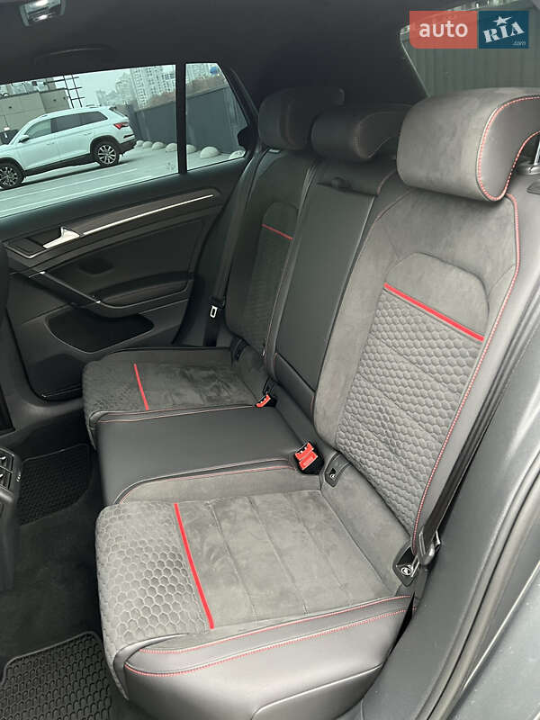Хетчбек Volkswagen Golf GTI 2019 в Києві