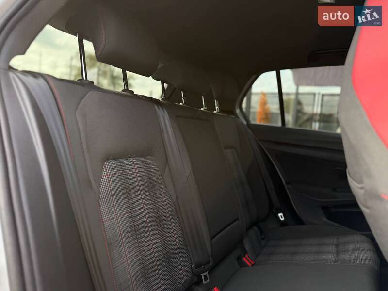 Хэтчбек Volkswagen Golf GTI 2021 в Киеве