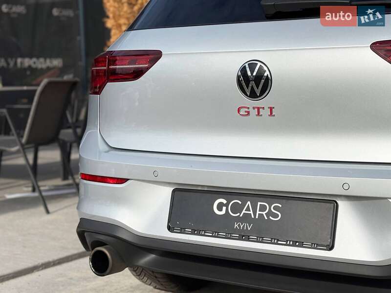 Хэтчбек Volkswagen Golf GTI 2021 в Киеве