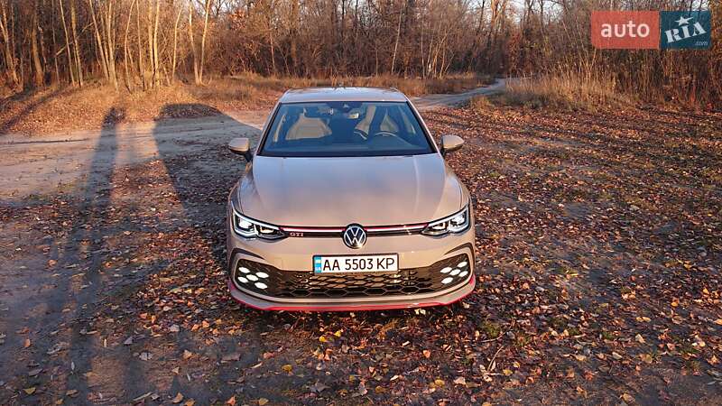 Volkswagen Golf GTI 2021
