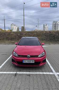 Хэтчбек Volkswagen Golf GTI 2018 в Киеве Хэтчбек Volkswagen Golf GTI 2018 в Киеве