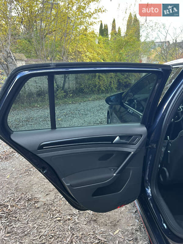 Хэтчбек Volkswagen Golf GTI 2017 в Виннице