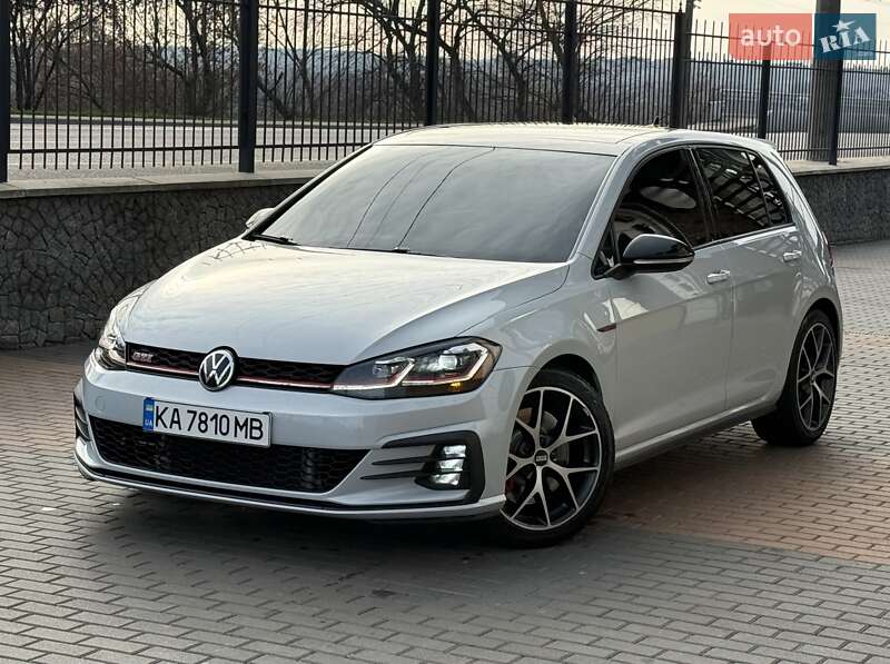 Volkswagen Golf GTI 2020