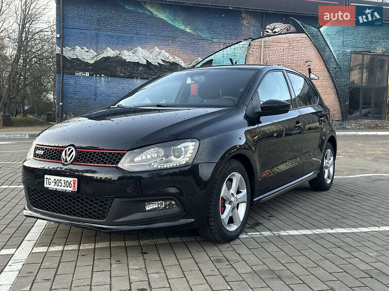 Volkswagen Golf GTI 2012