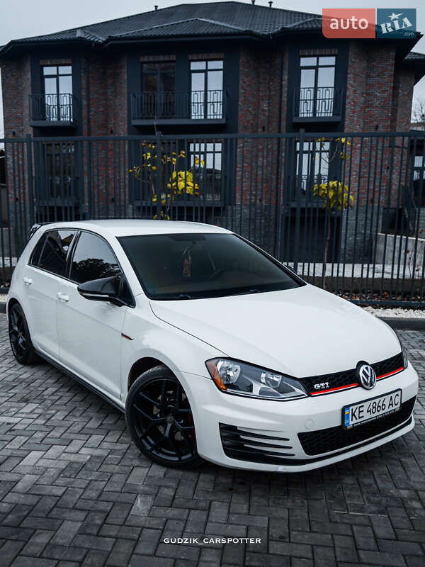 Хэтчбек Volkswagen Golf GTI 2016 в Кривом Роге фото 2 Хэтчбек Volkswagen Golf GTI 2016 в Кривом Роге