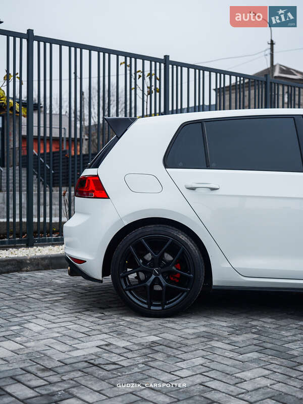 Хэтчбек Volkswagen Golf GTI 2016 в Кривом Роге фото 7 Хэтчбек Volkswagen Golf GTI 2016 в Кривом Роге