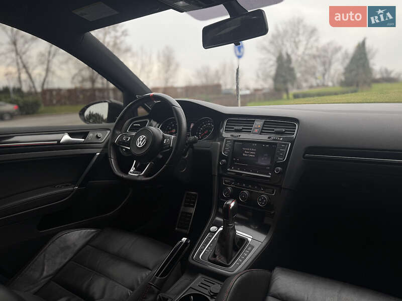 Хетчбек Volkswagen Golf GTI 2014 в Києві