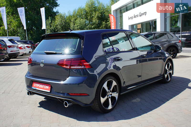 Хэтчбек Volkswagen Golf GTI 2018 в Житомире