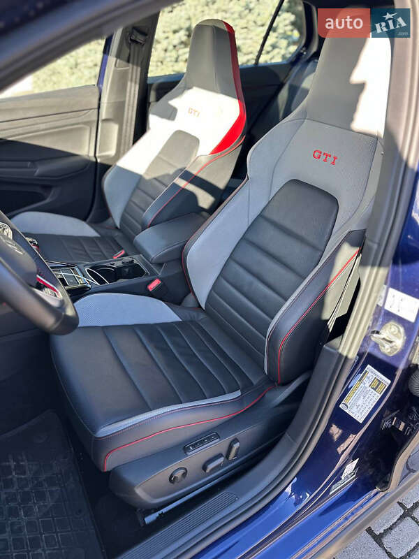 Хэтчбек Volkswagen Golf GTI 2023 в Львове фото 13 Хэтчбек Volkswagen Golf GTI 2023 в Львове