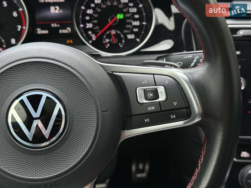Хэтчбек Volkswagen Golf GTI 2019 в Киеве фото 16 Хэтчбек Volkswagen Golf GTI 2019 в Киеве