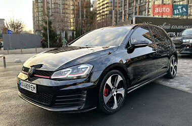 Хэтчбек Volkswagen Golf GTI 2015 в Киеве