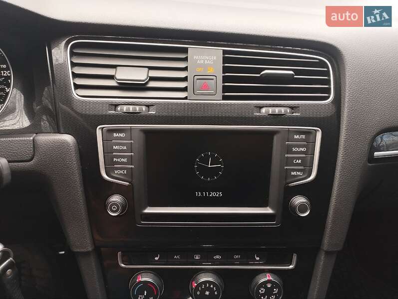 Хэтчбек Volkswagen Golf GTI 2016 в Киеве фото 13 Хэтчбек Volkswagen Golf GTI 2016 в Киеве