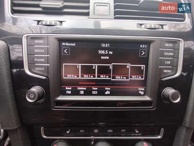 Хэтчбек Volkswagen Golf GTI 2016 в Киеве фото 30 Хэтчбек Volkswagen Golf GTI 2016 в Киеве