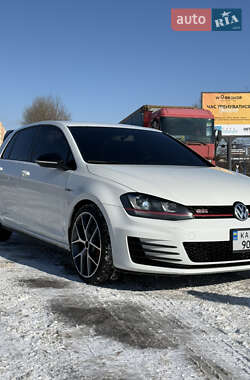 Хэтчбек Volkswagen Golf GTI 2017 в Киеве