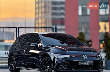 Хэтчбек Volkswagen Golf GTI 2021 в Киеве