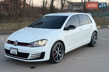 Хетчбек Volkswagen Golf GTI 2017 в Києві