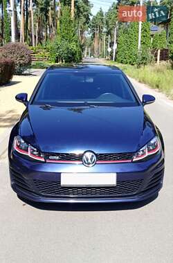 Хетчбек Volkswagen Golf GTI 2016 в Гостомелі