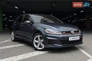 Хетчбек Volkswagen Golf GTI 2017 в Києві