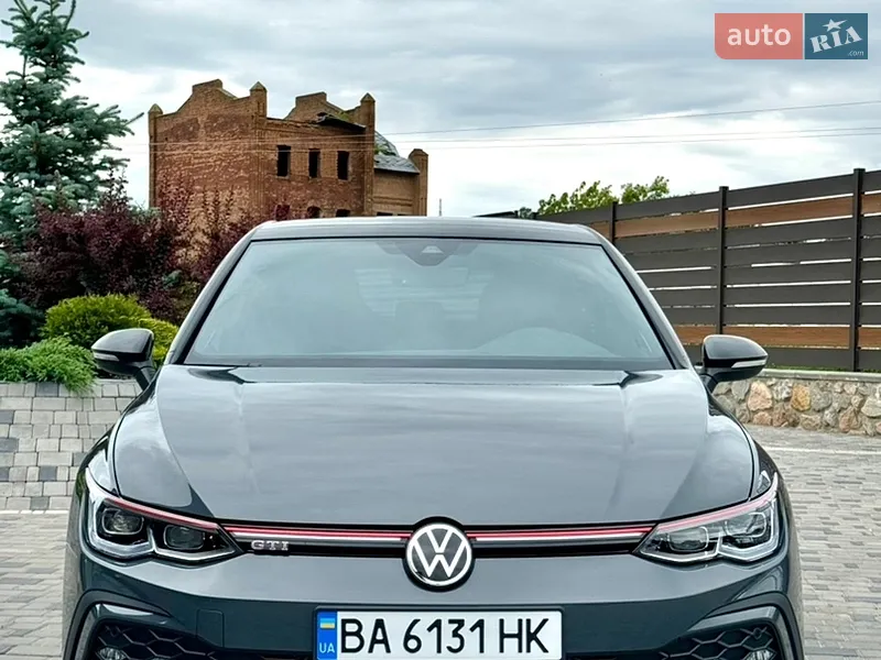 Volkswagen Golf GTI