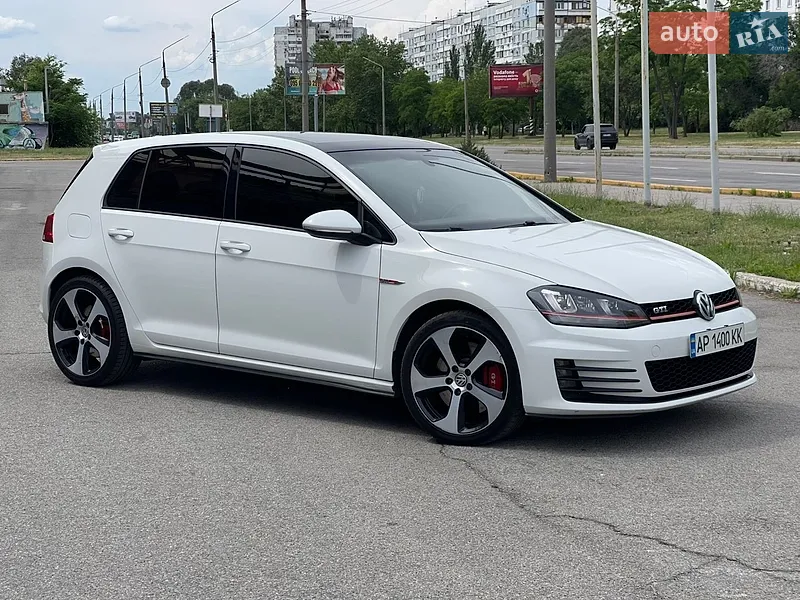 Volkswagen Golf GTI 2016