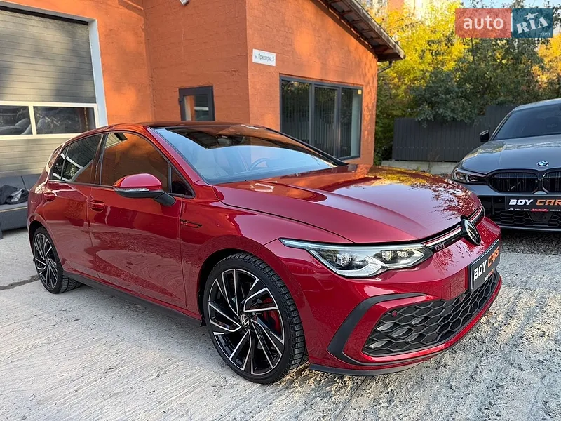 Volkswagen Golf GTI 2021