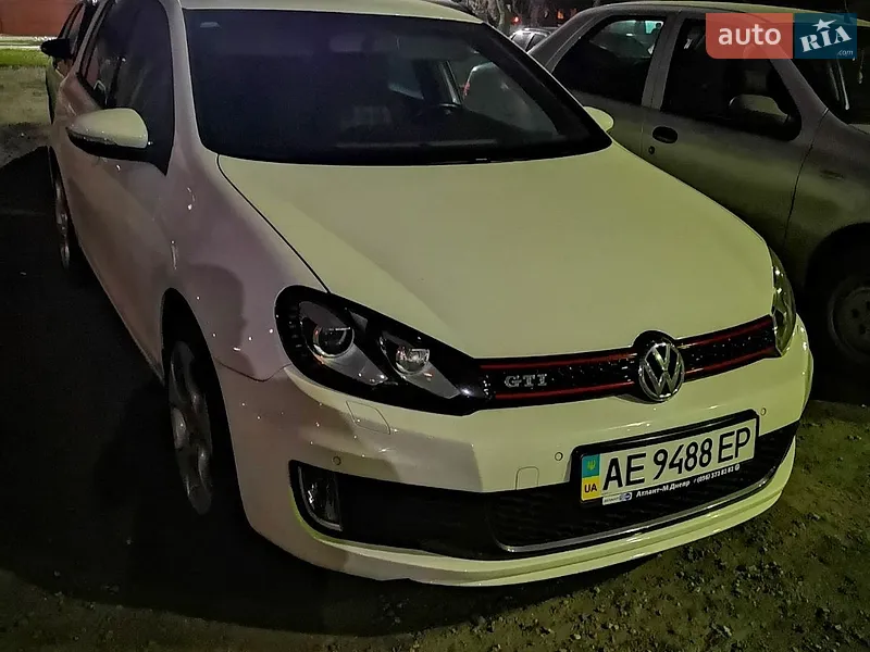 Volkswagen Golf GTI