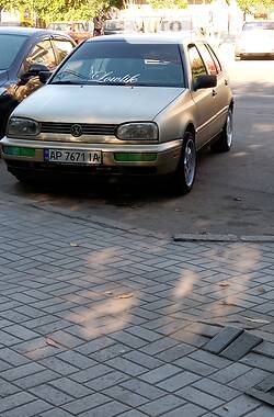 Хэтчбек Volkswagen Golf III 1996 в Бердянске