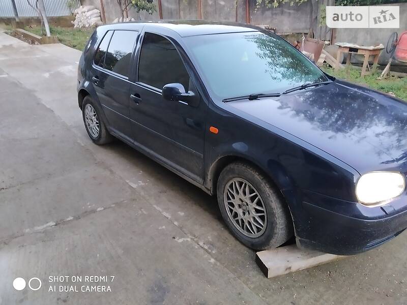 Volkswagen Golf IV