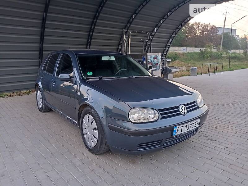 Volkswagen Golf IV Ridna farba