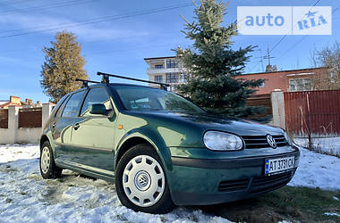 Хэтчбек Volkswagen Golf IV 1999 в Львове