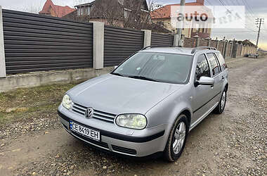 Универсал Volkswagen Golf IV 2001 в Черновцах