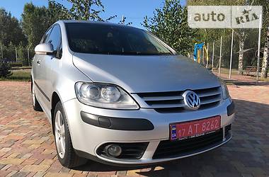 Хэтчбек Volkswagen Golf Plus 2008 в Киеве