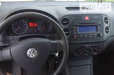 Хетчбек Volkswagen Golf Plus 2005 в 