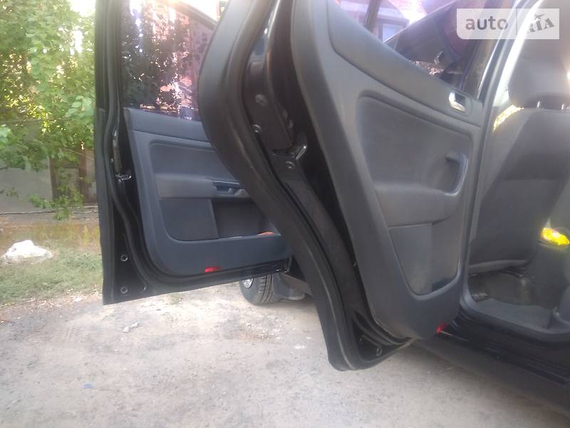 Хетчбек Volkswagen Golf Plus 2005 в Томашполі