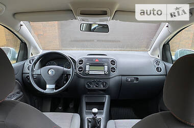Хэтчбек Volkswagen Golf Plus 2006 в 