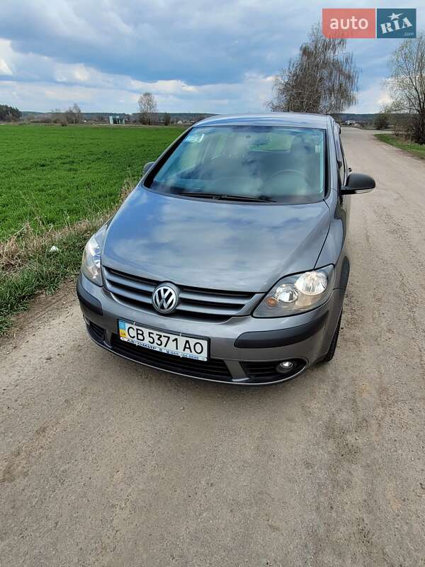 Хетчбек Volkswagen Golf Plus 2009 в Чернігові