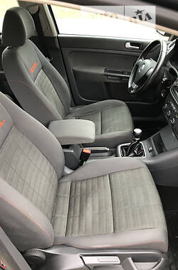 Хэтчбек Volkswagen Golf Plus 2006 в 